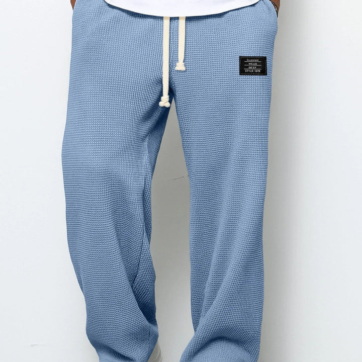 Byxor i stor storlek med justerbar midja